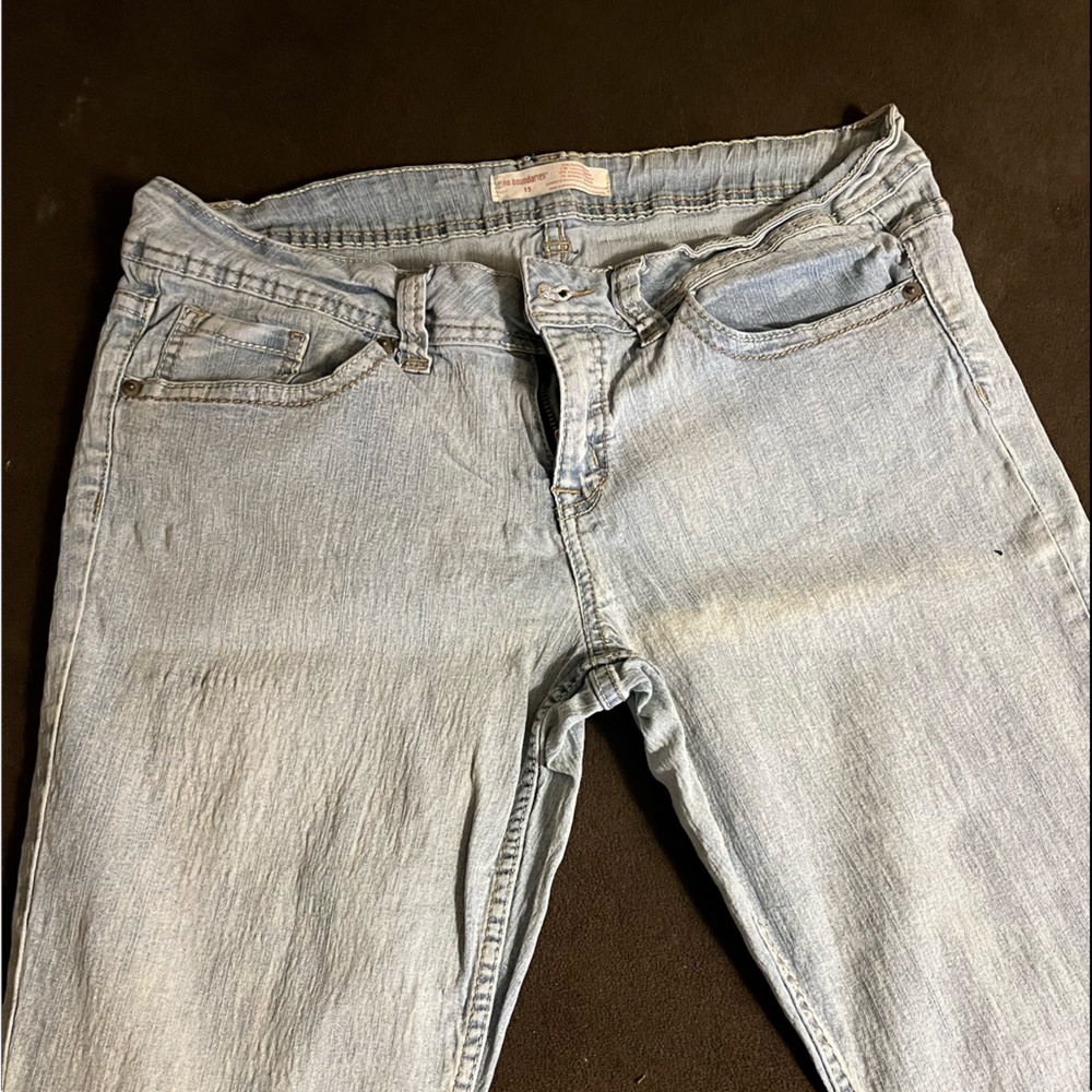 No boundaries size 15 jeans